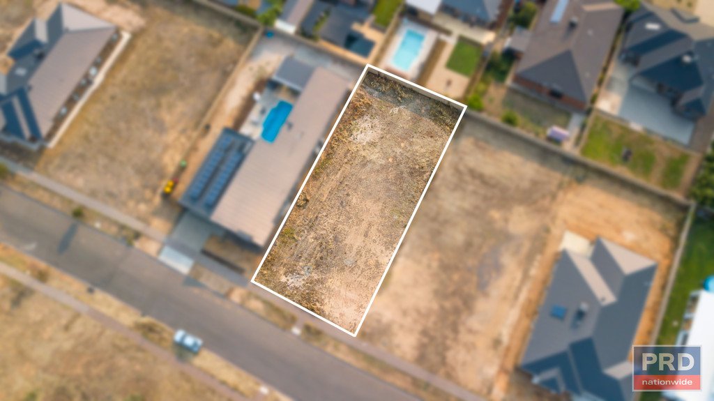 9 Camden Way STRATHFIELDSAYE 1