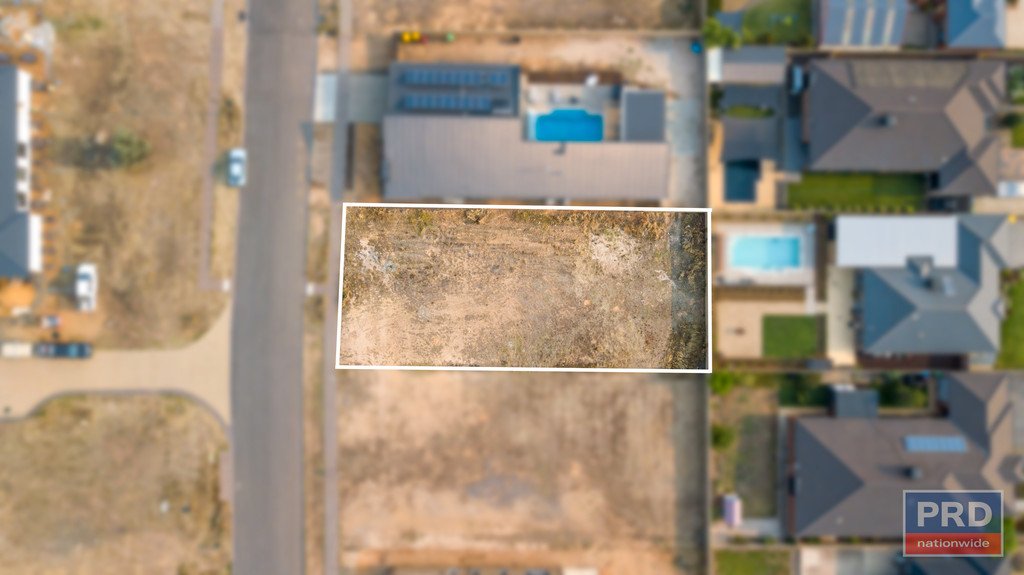 9 Camden Way STRATHFIELDSAYE 2