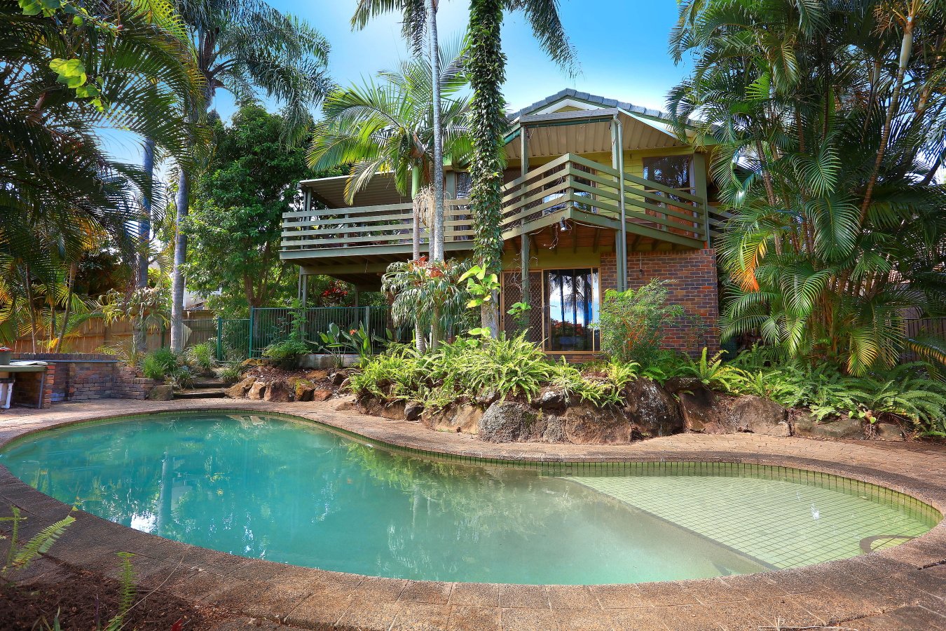 9 Cameron Court ASHMORE 2