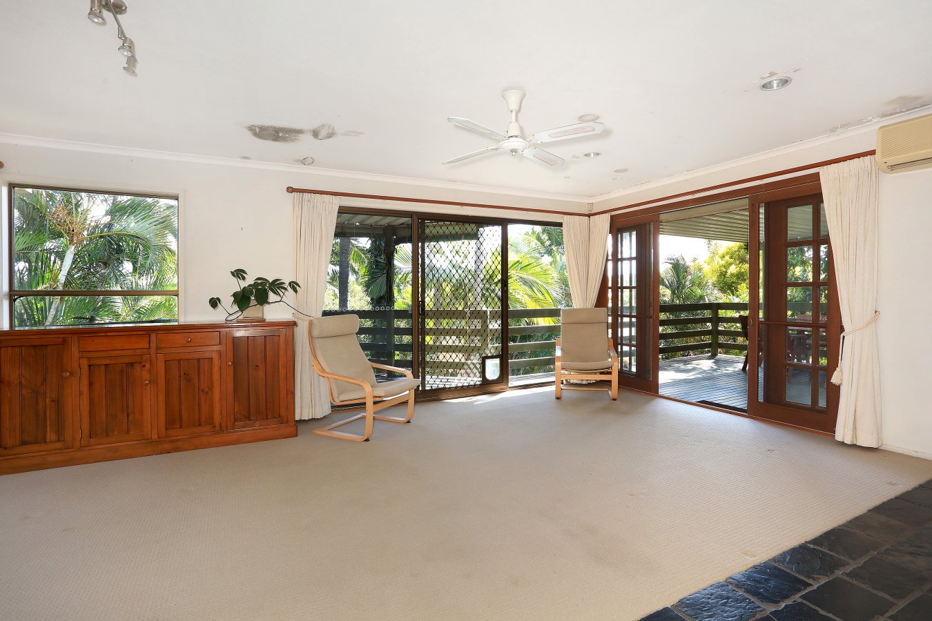 9 Cameron Court ASHMORE 8