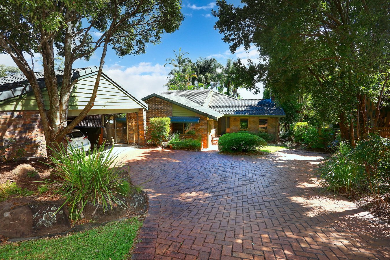 9 Cameron Court ASHMORE 24