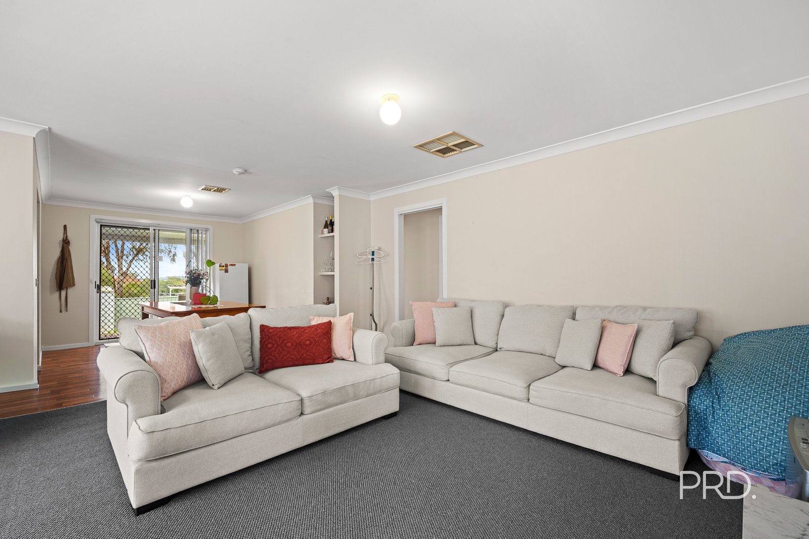 9 Canola Place ESTELLA 3