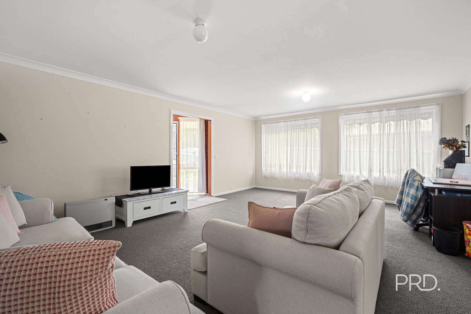 9 Canola Place ESTELLA 4