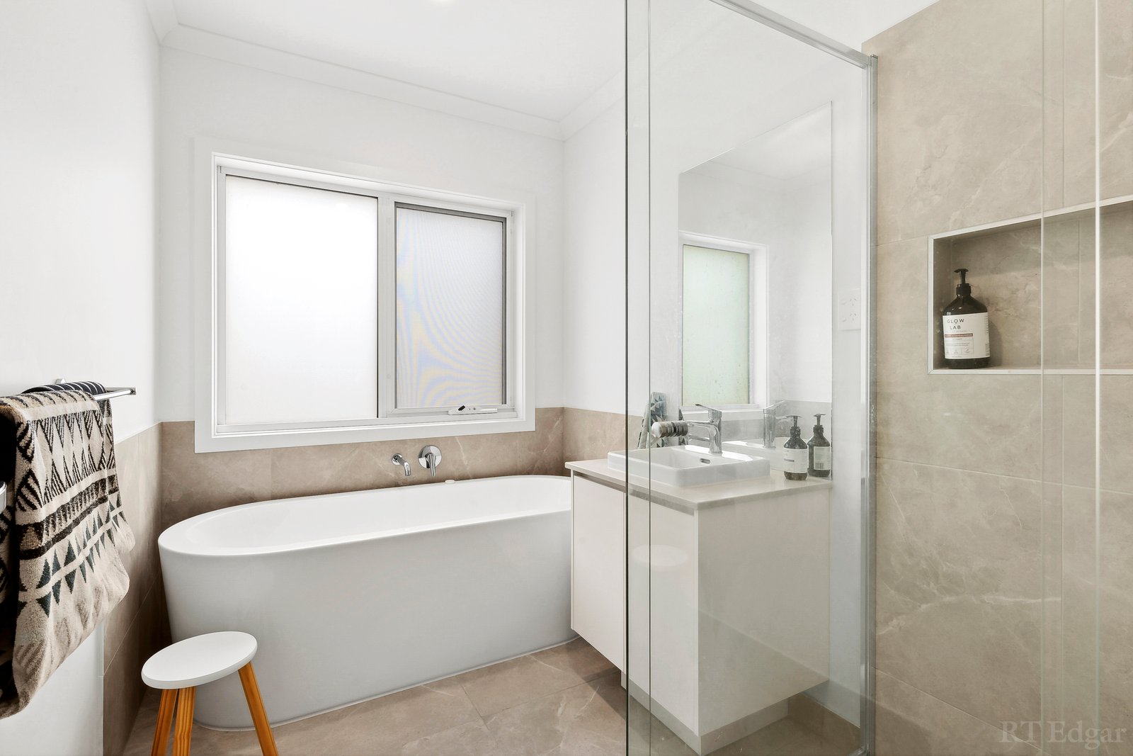 Real Estate and Property in 9 Casablanca Street, Point Lonsdale, VIC