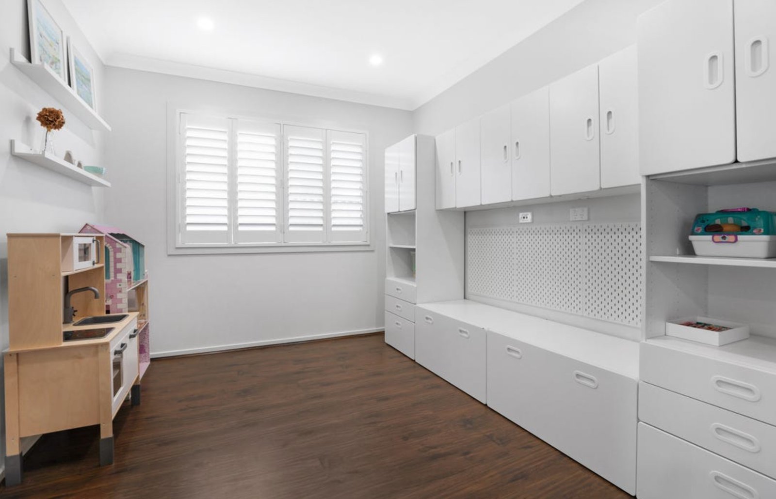 9 Cavalry St  Jordan Springs 4