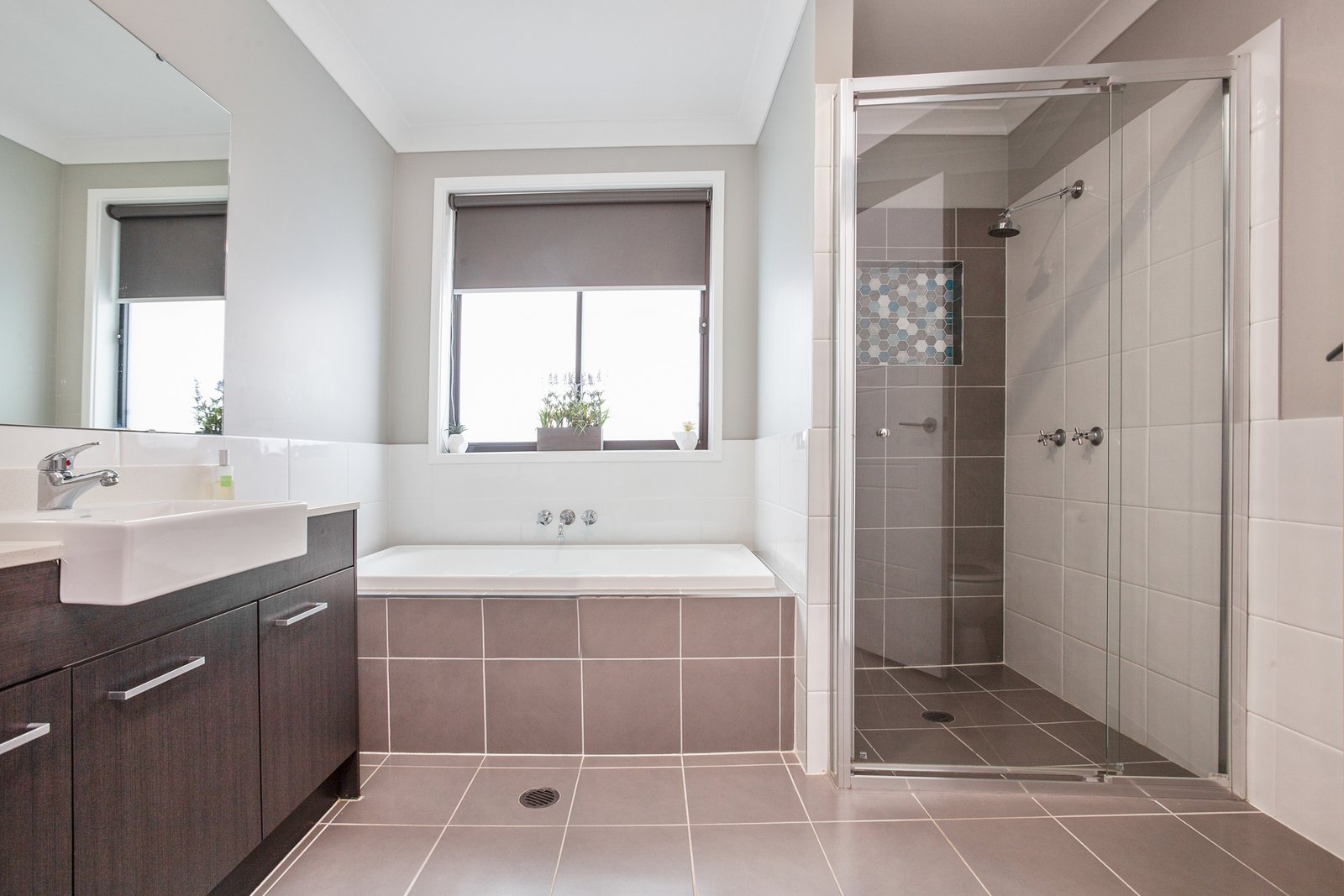 9 Centrefield Street RUTHERFORD 12