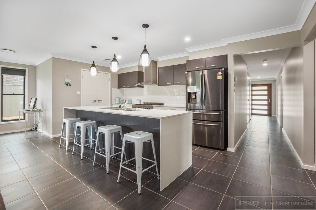 9 Centrefield Street RUTHERFORD 4