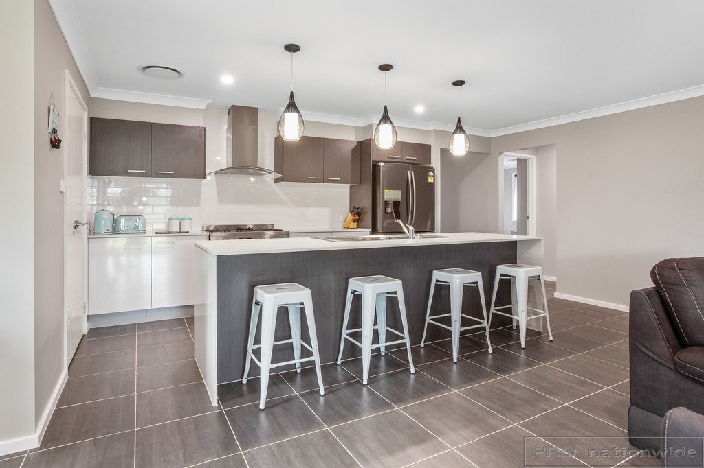 9 Centrefield Street RUTHERFORD 7