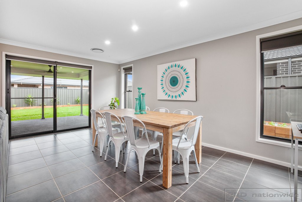 9 Centrefield Street RUTHERFORD 9