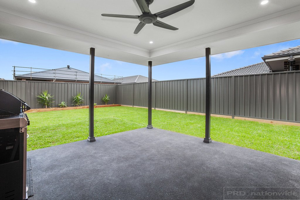 9 Centrefield Street RUTHERFORD 10