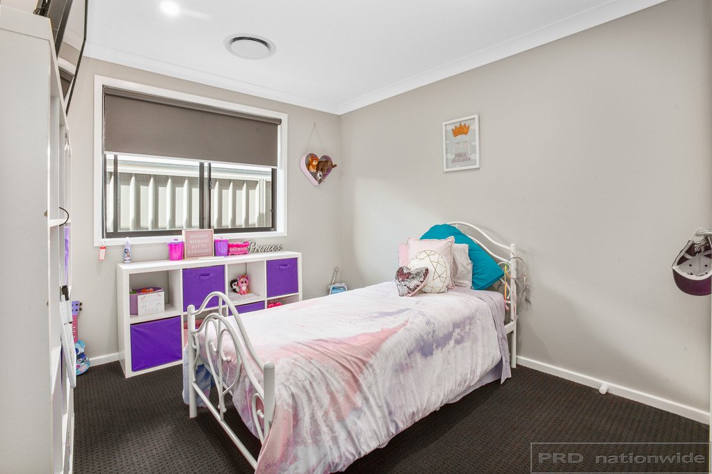 9 Centrefield Street RUTHERFORD 22