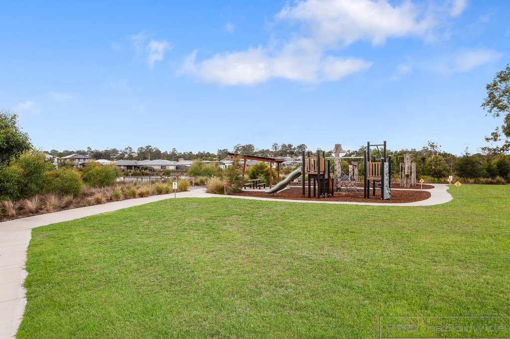 9 Centrefield Street RUTHERFORD 24