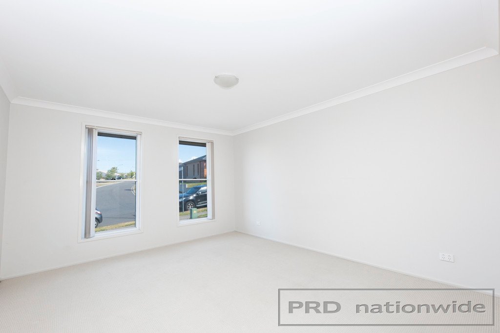 9 Champion Cres GILLIESTON HEIGHTS 8
