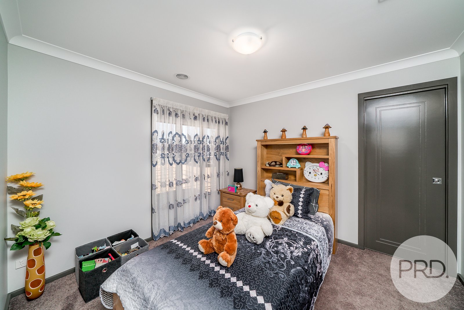 9 Chang Avenue LLOYD 4