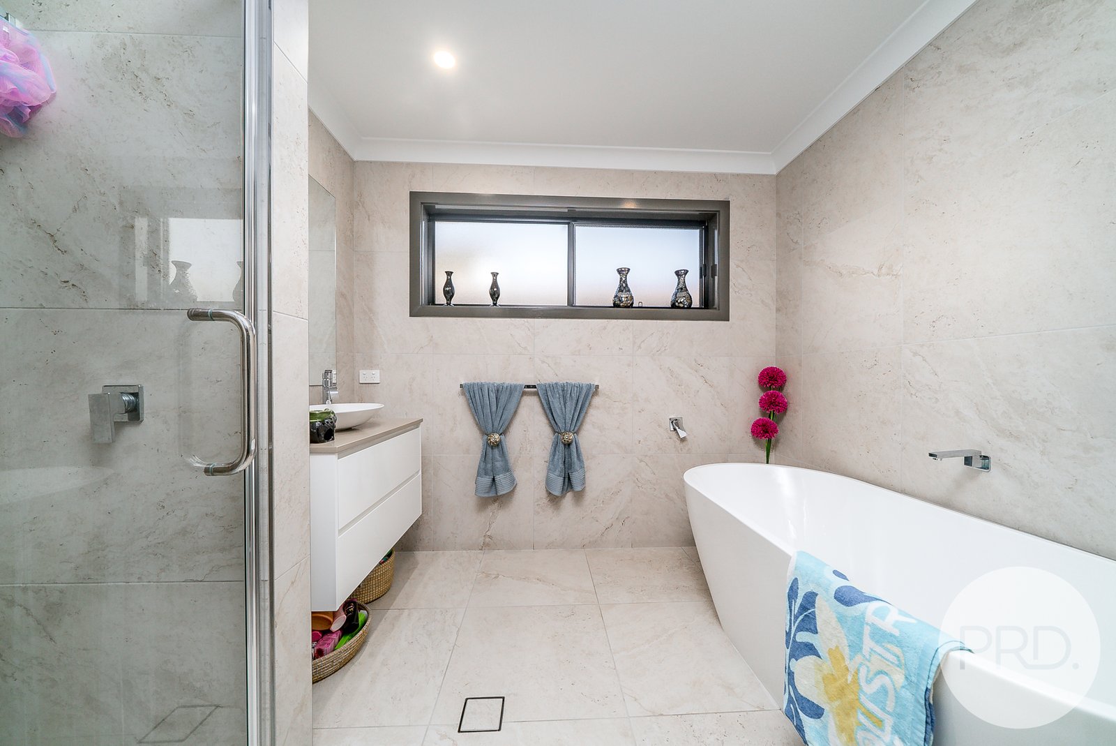 9 Chang Avenue LLOYD 10