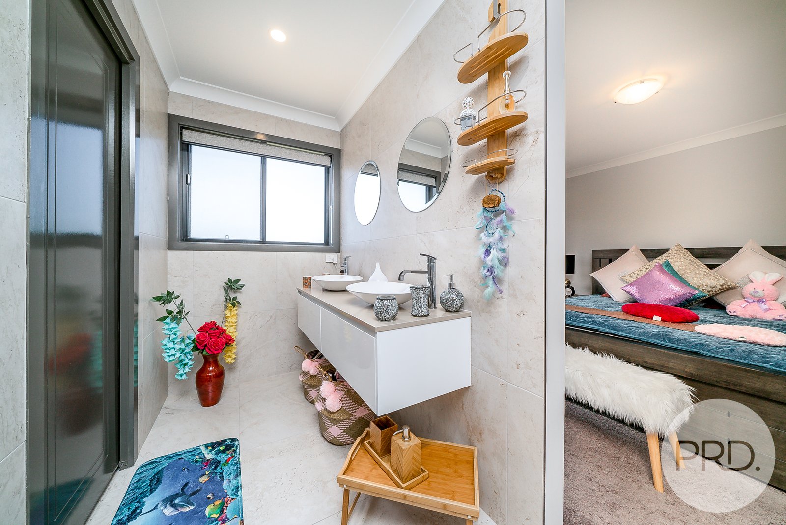 9 Chang Avenue LLOYD 12