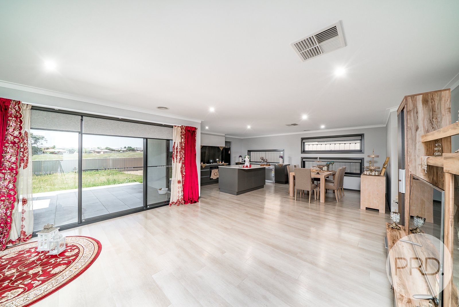 9 Chang Avenue LLOYD 17