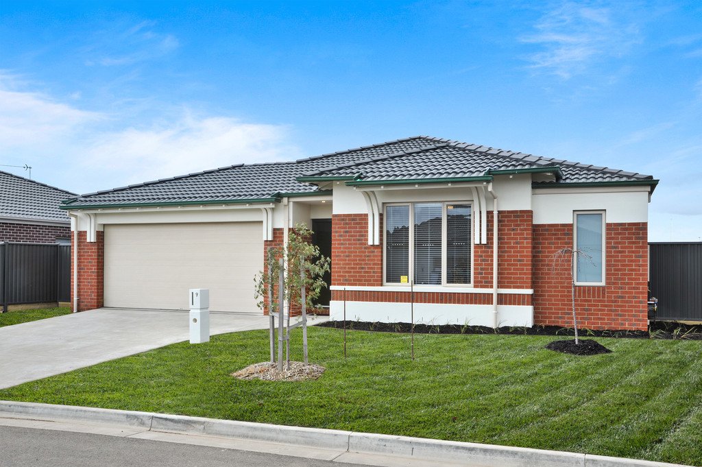 9 Charolais Street DELACOMBE 1