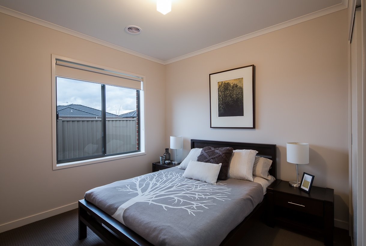 9 Charolais Street DELACOMBE 8