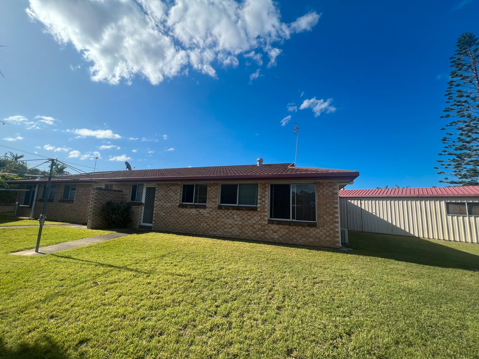9 Chauvel Court BOYNE ISLAND 3