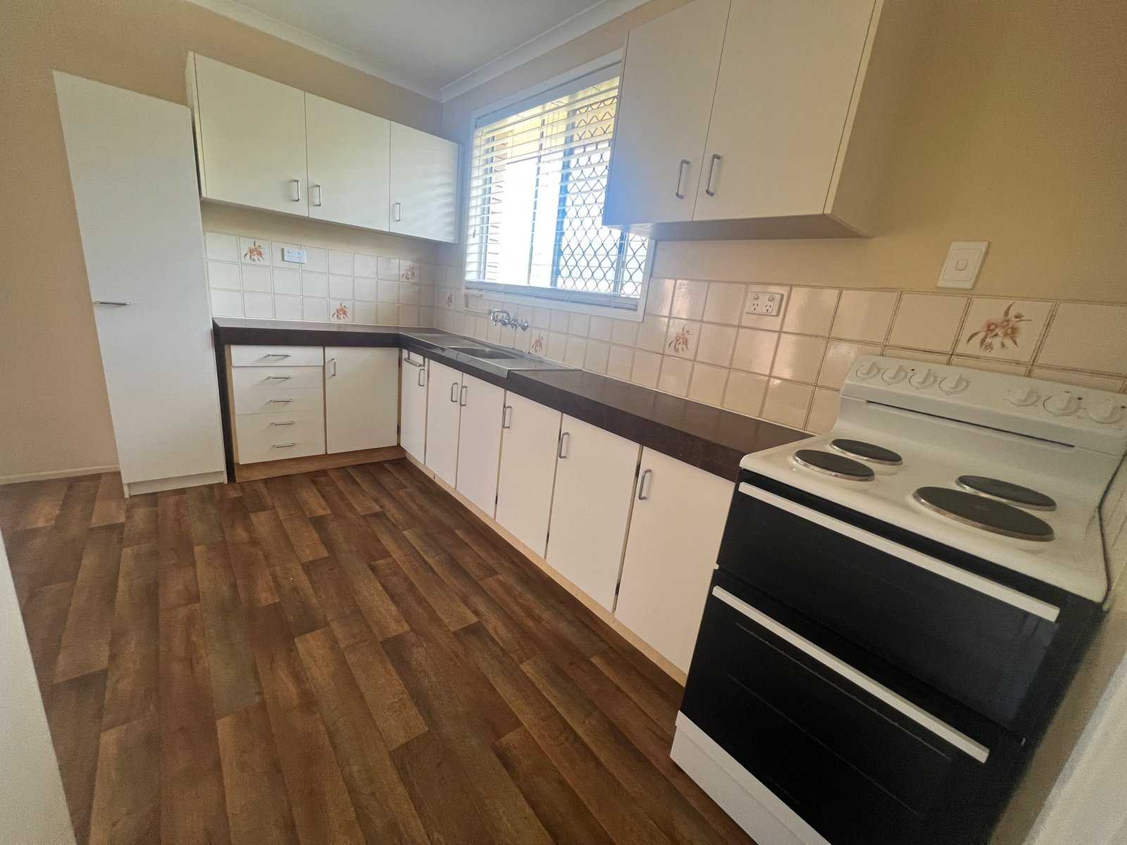 9 Chauvel Court BOYNE ISLAND 4