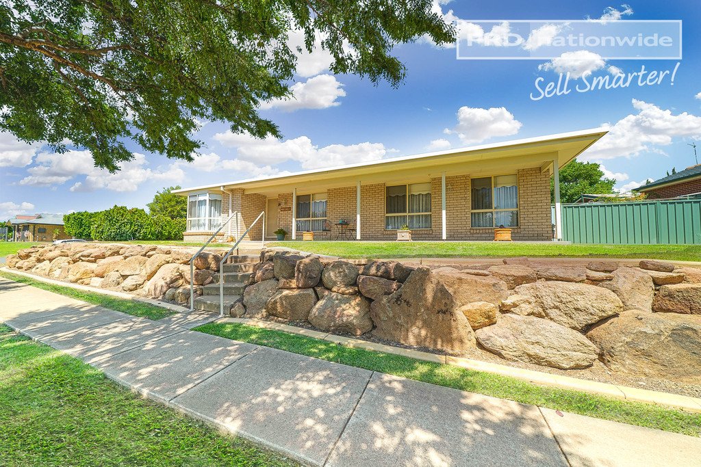 9 Chisholm Place LLOYD 1