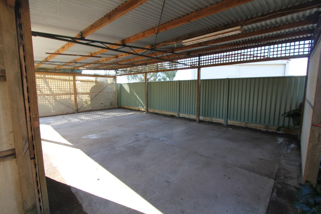 9 Church Road CAMBRIAN HILL 19