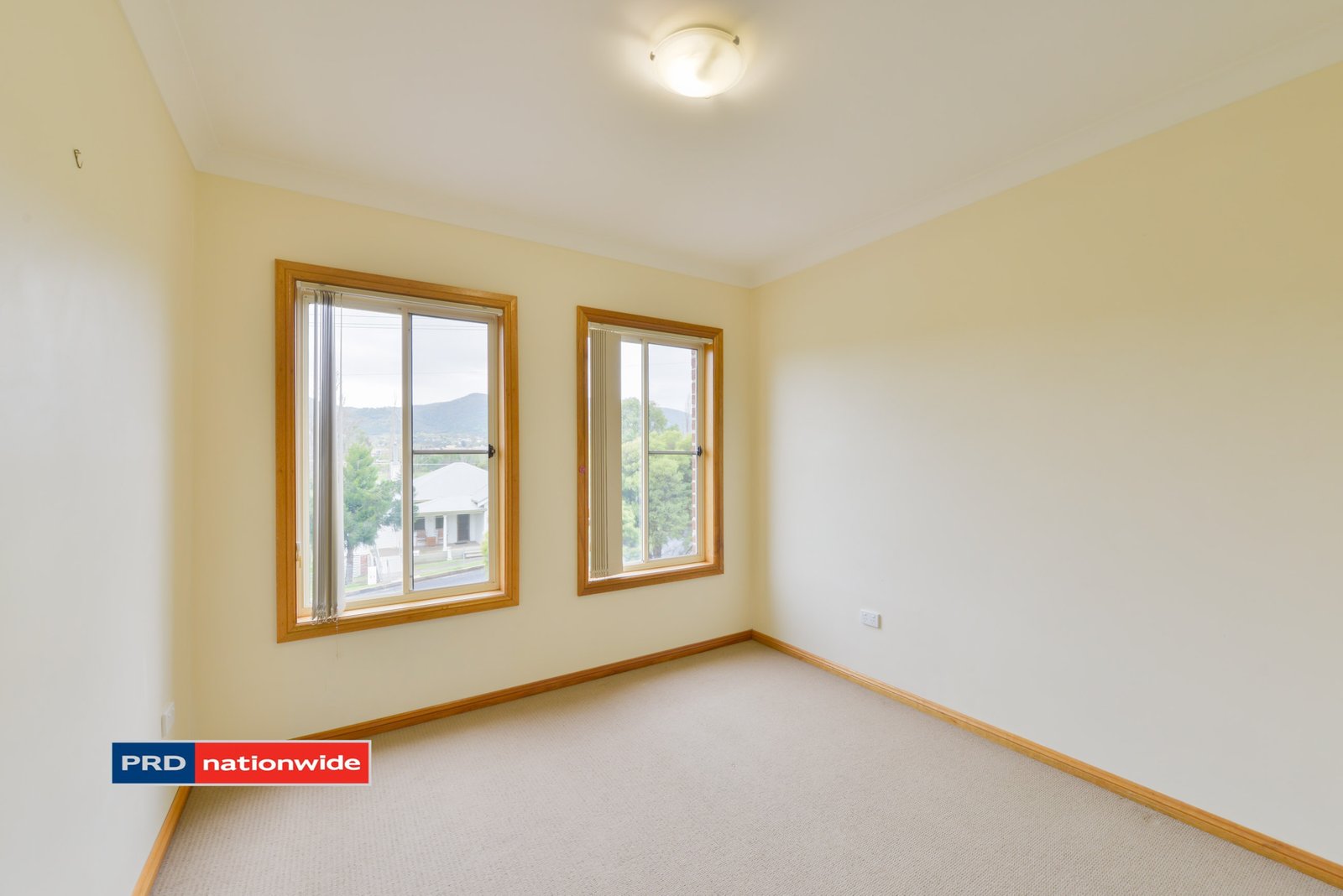 9 Church Street TAMWORTH 21
