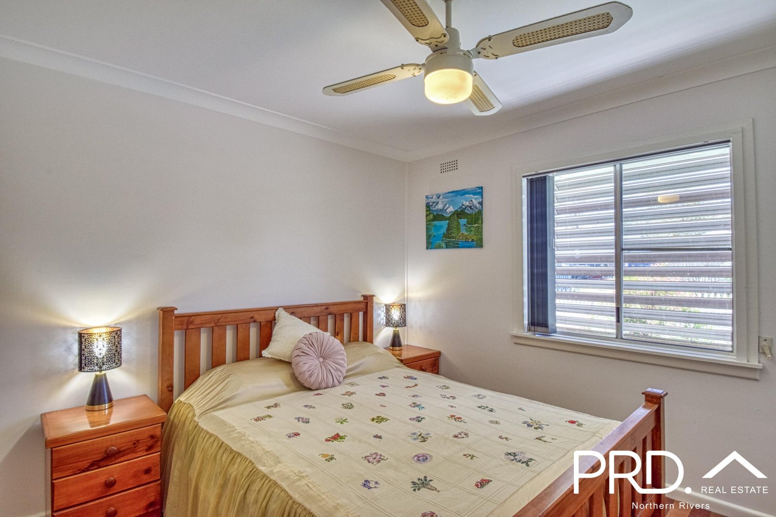 9 Churchill Crescent CASINO 1