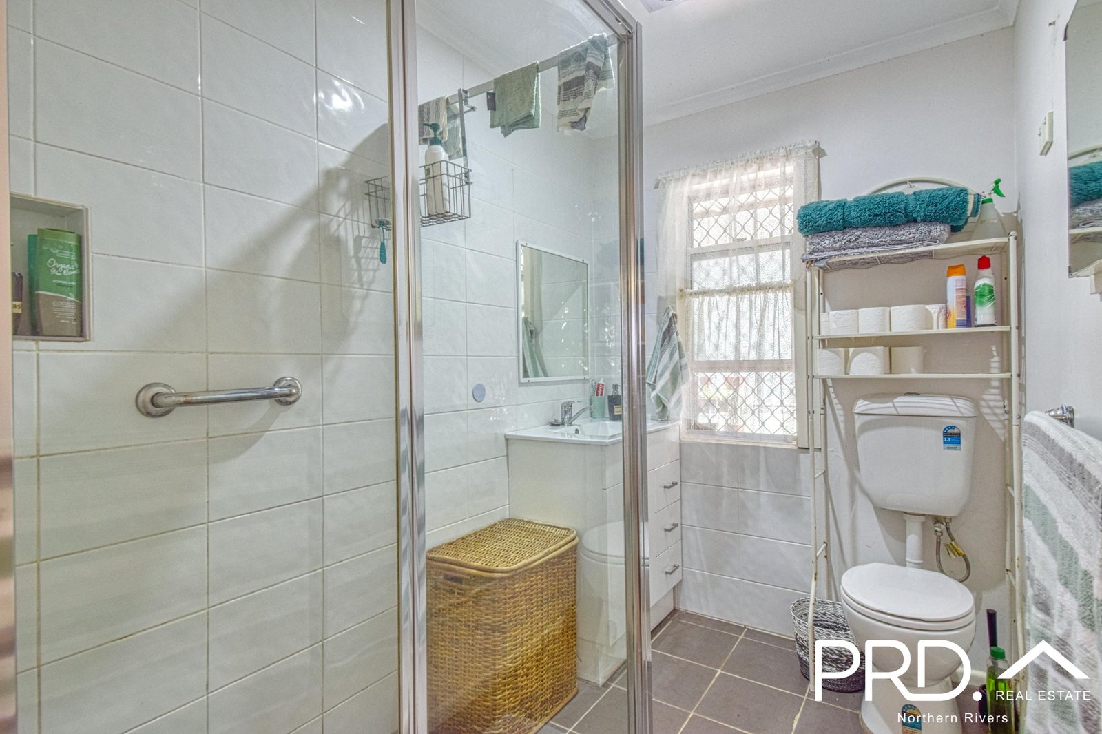 9 Churchill Crescent CASINO 5