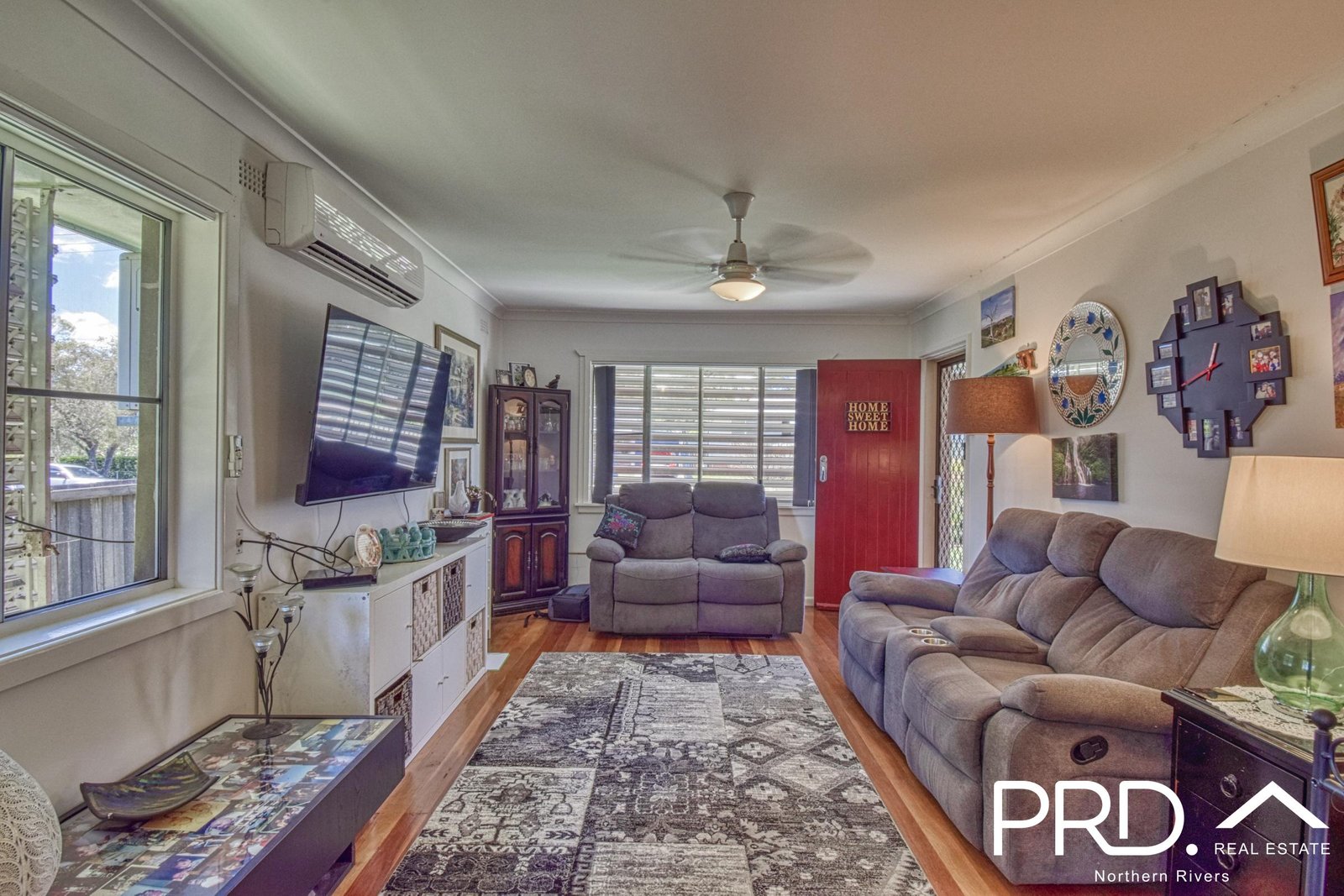 9 Churchill Crescent CASINO 6