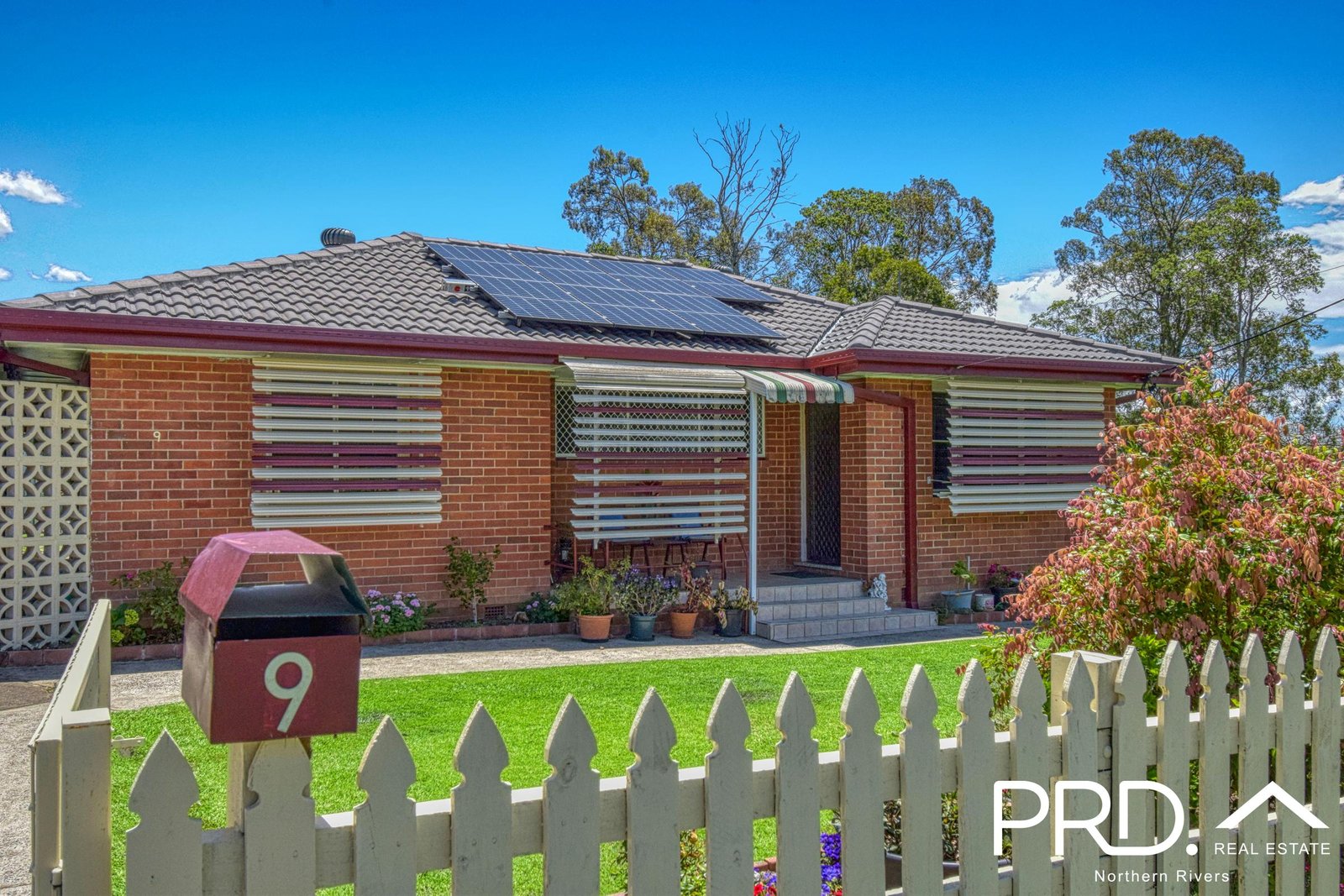 9 Churchill Crescent CASINO 14