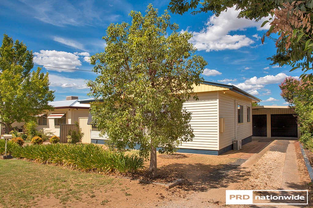 9 Churchill Street TAMWORTH 24