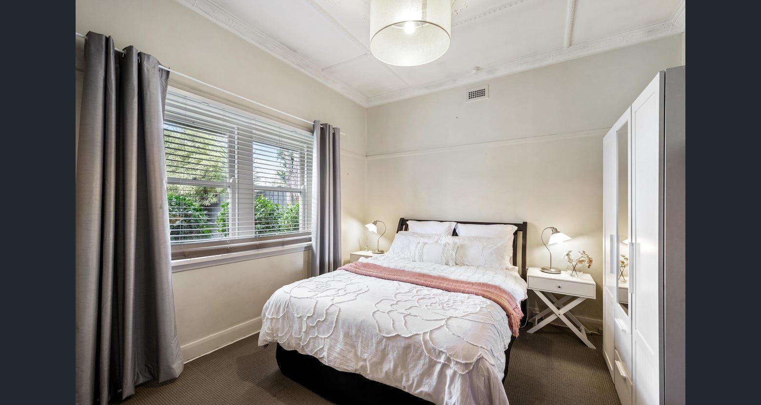 Gallery: 9 Clapperton Street
