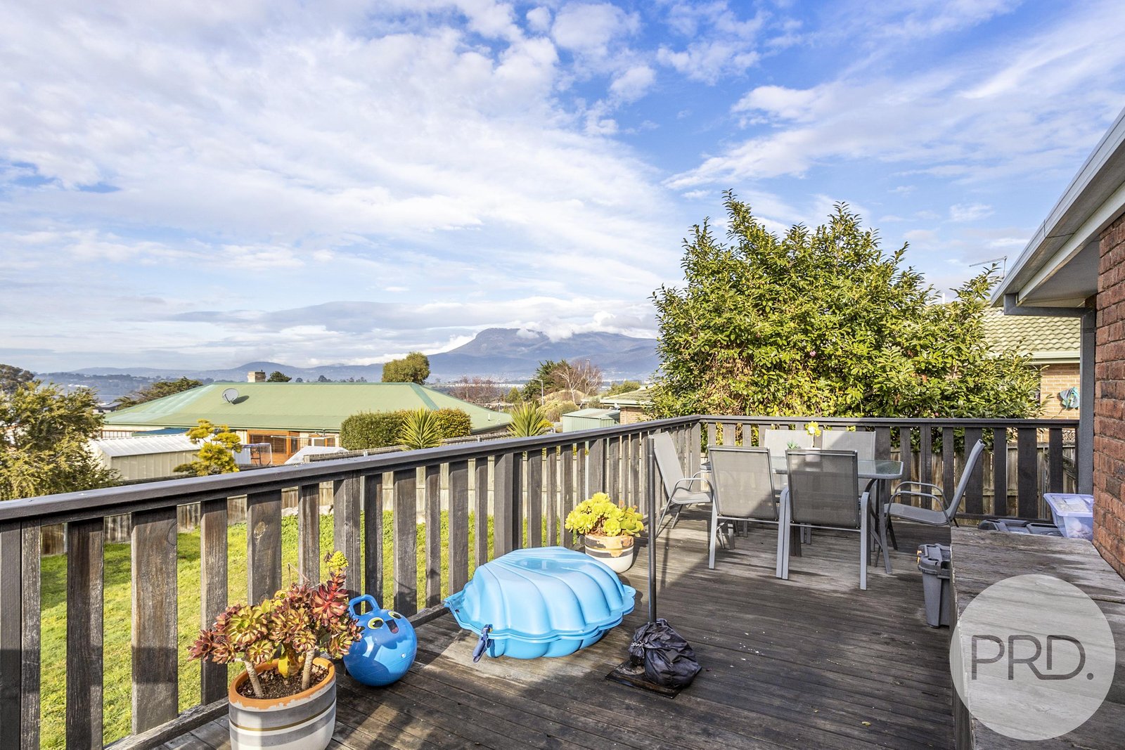 9 Clives Avenue OLD BEACH 16