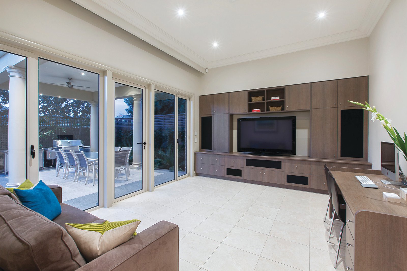 9 Cloverdale Road, Glen Iris, VIC