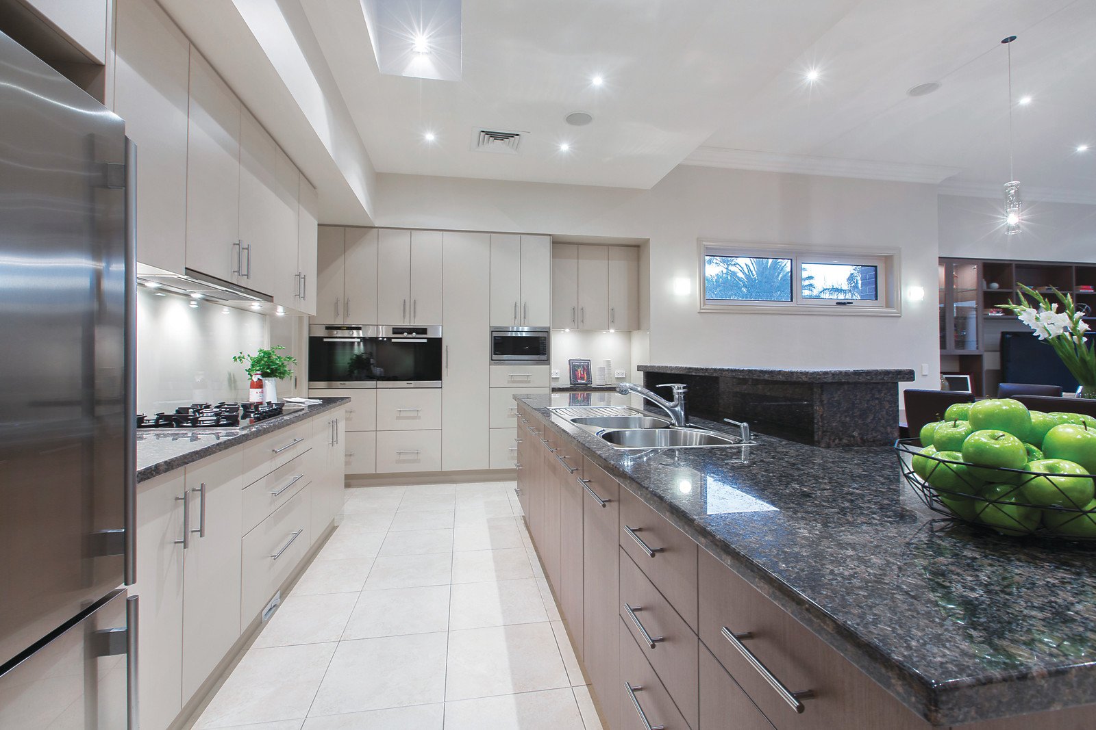 9 Cloverdale Road, Glen Iris, VIC