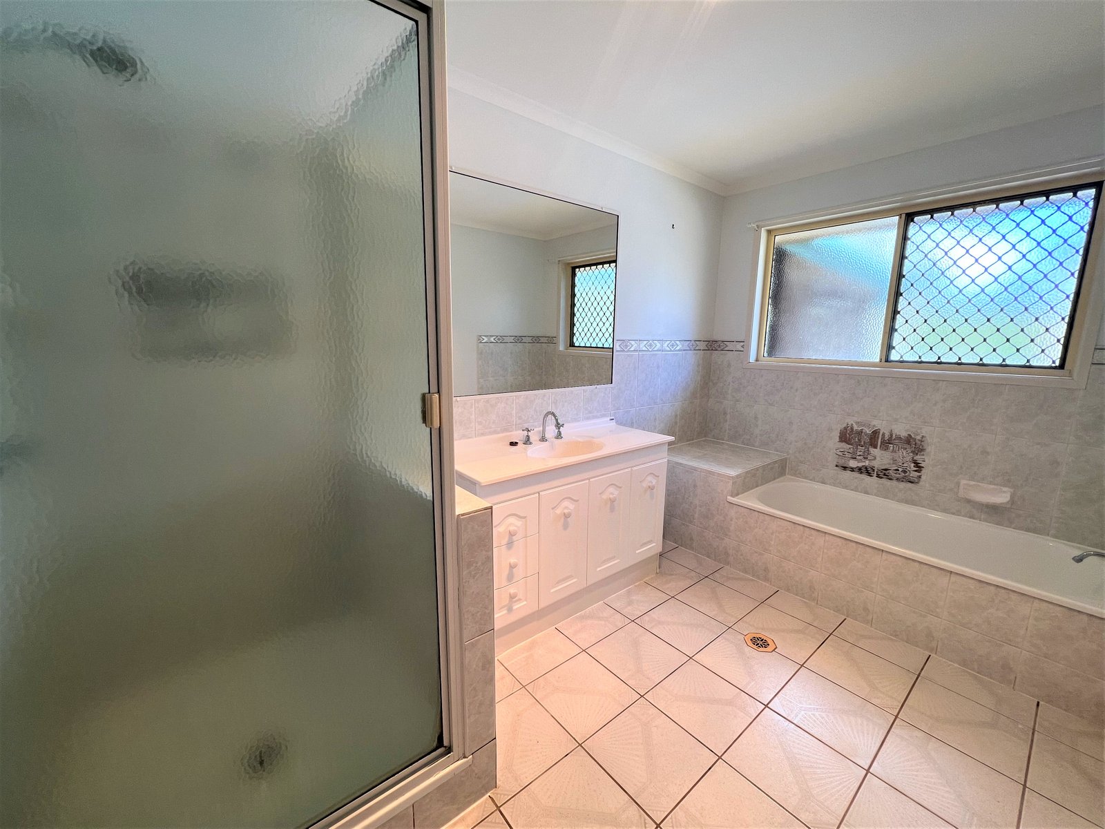 9 Coal Crescent TANNUM SANDS 11