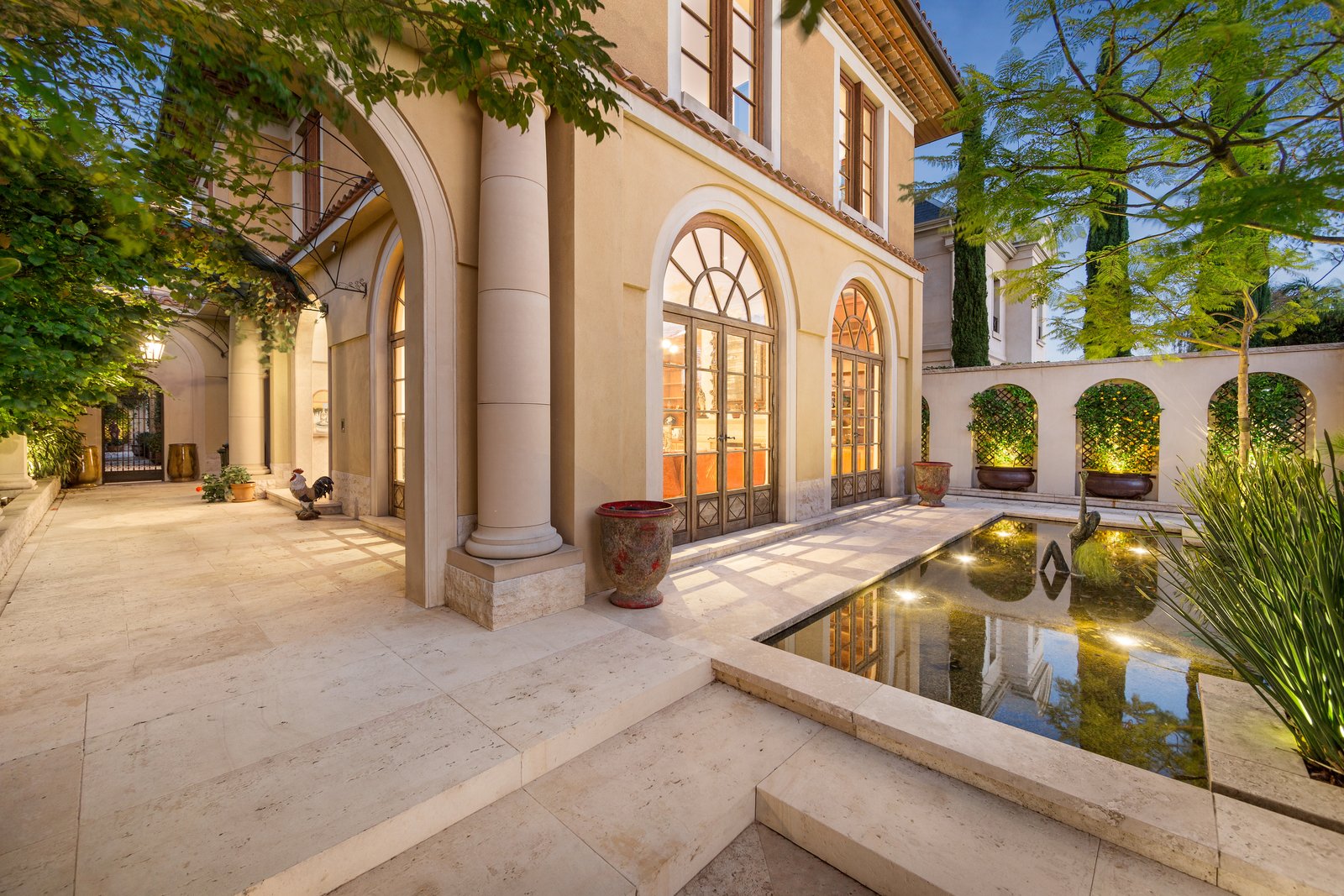 Real Estate and Property in 9 Cole Court, Toorak, VIC