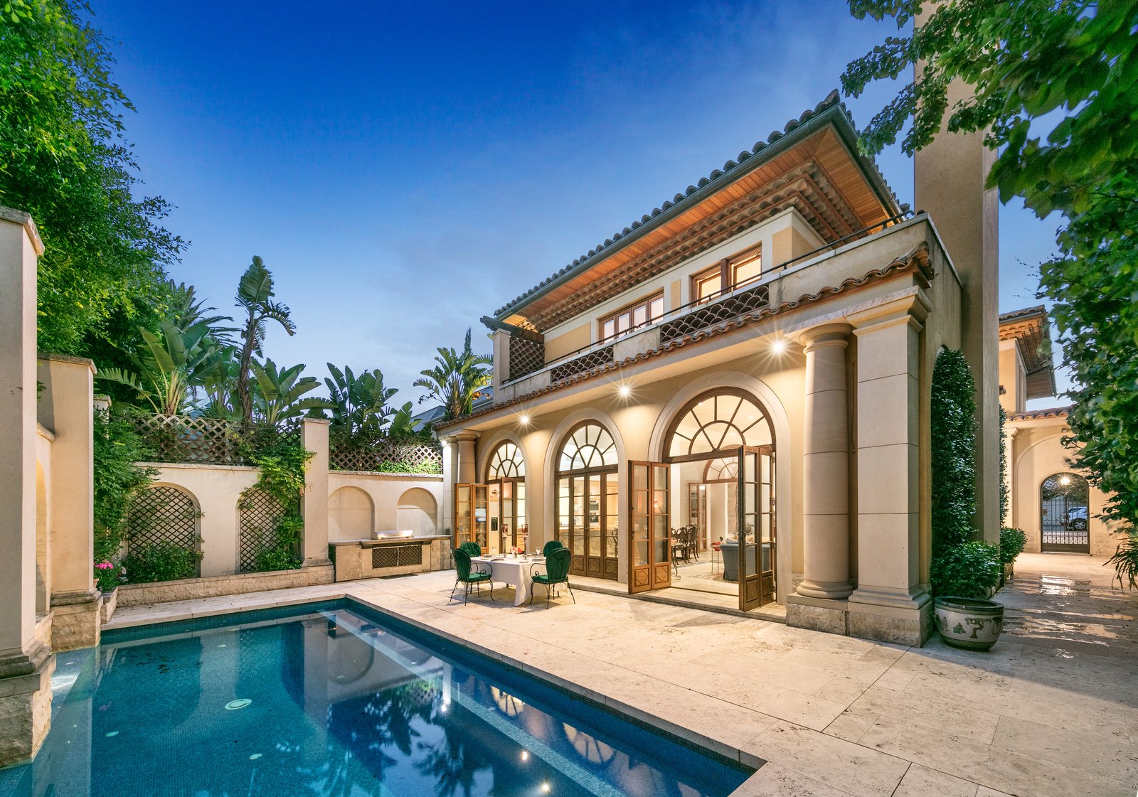 Real Estate and Property in 9 Cole Court, Toorak, VIC