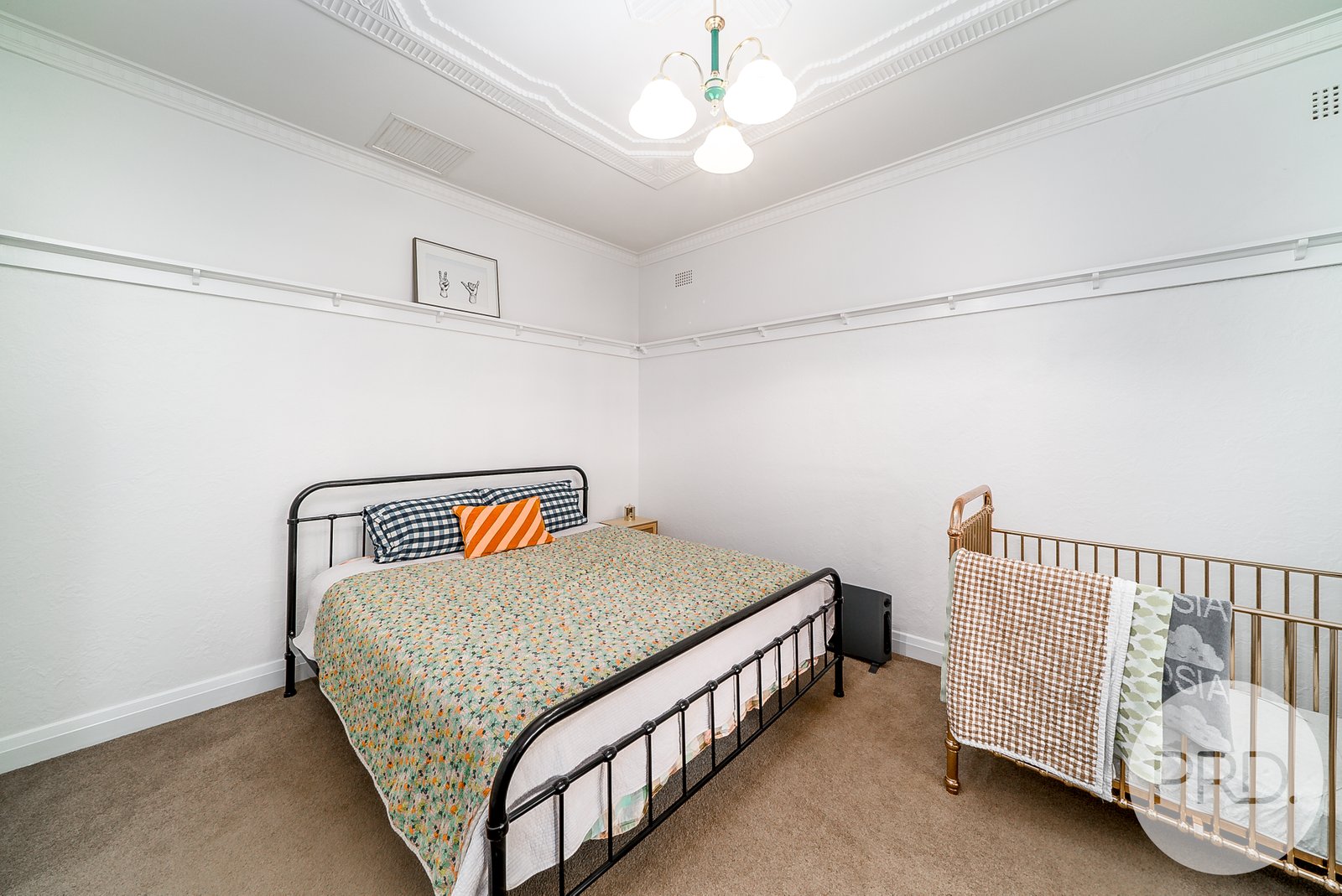 9 Coleman Street TURVEY PARK 8