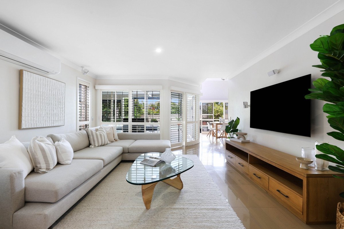 9 Collingwood Avenue Robina 2