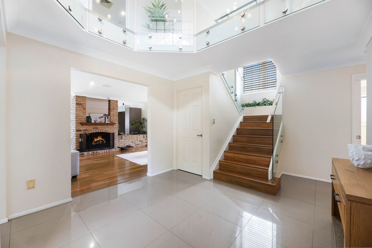 9 Collingwood Avenue Robina 16