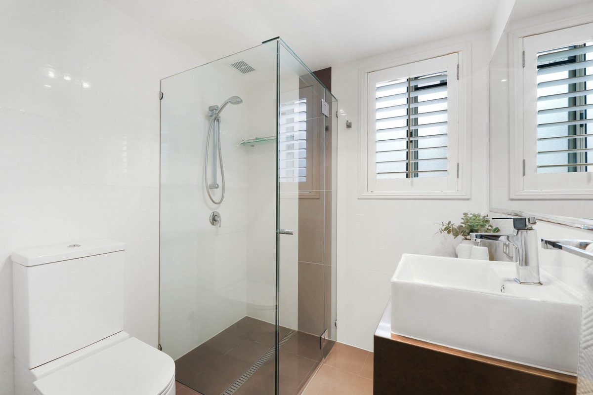 9 Collingwood Avenue Robina 33