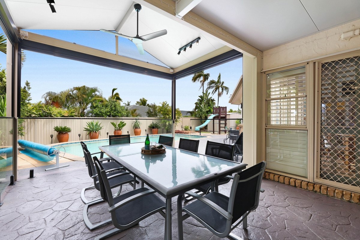 9 Collingwood Avenue Robina 18