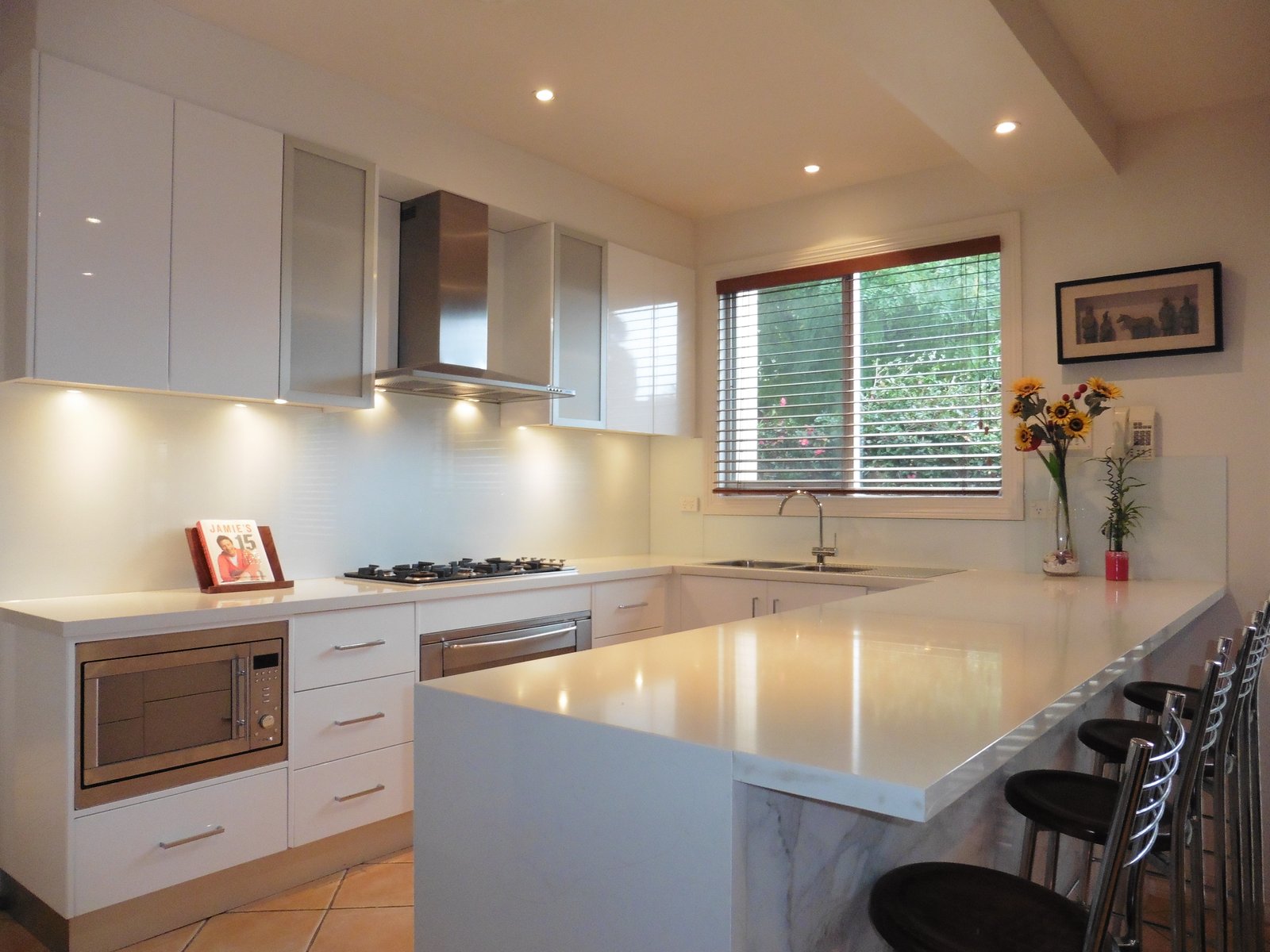 Gallery: 9 Comas Road