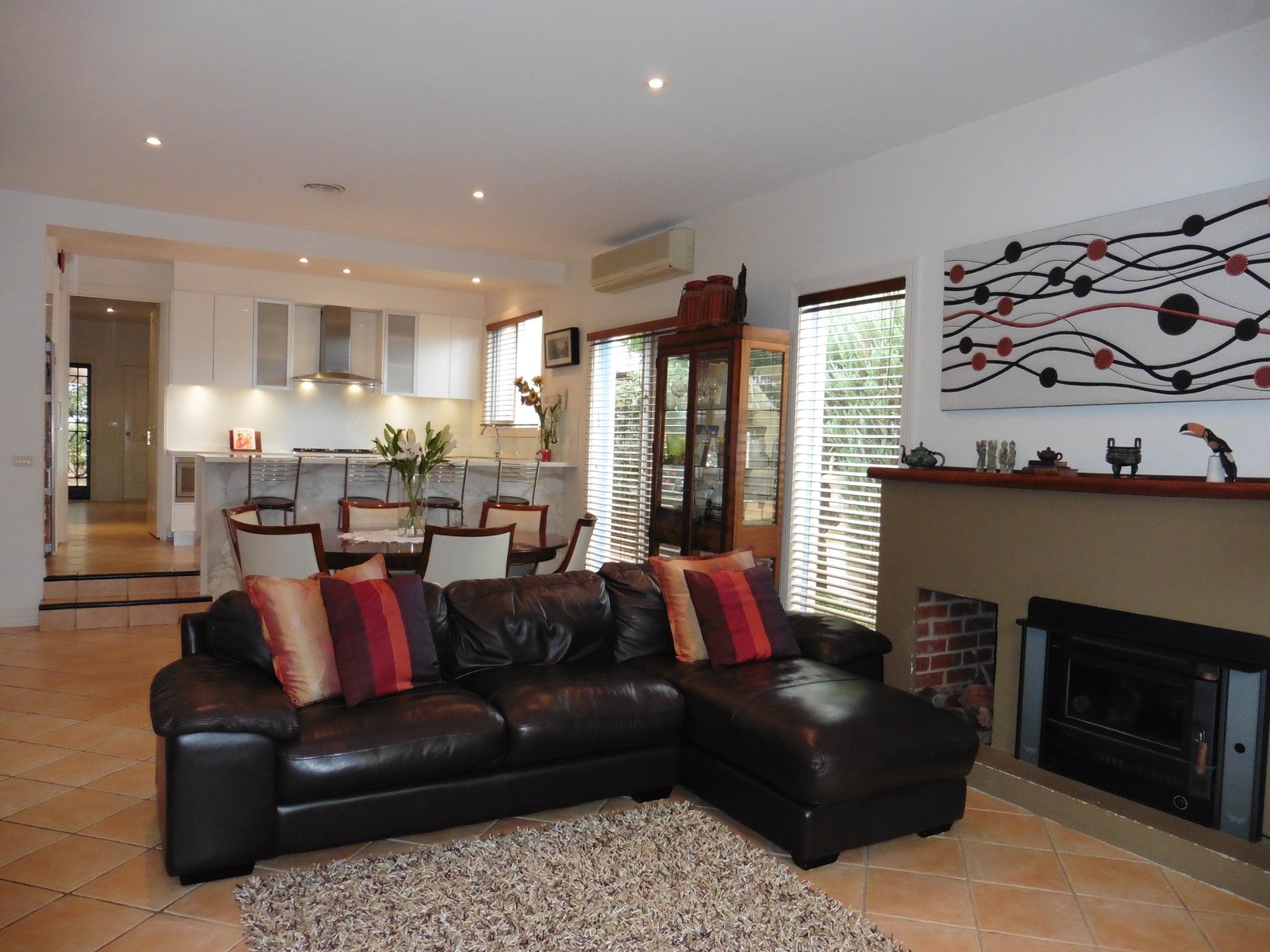 Gallery: 9 Comas Road