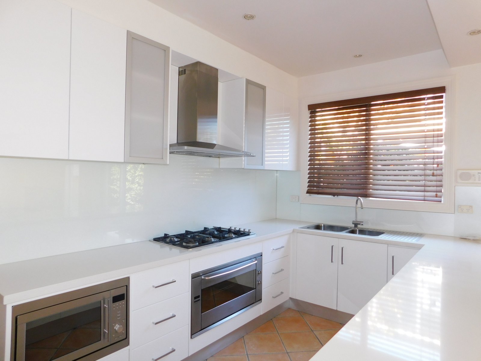 Gallery: 9 Comas Road