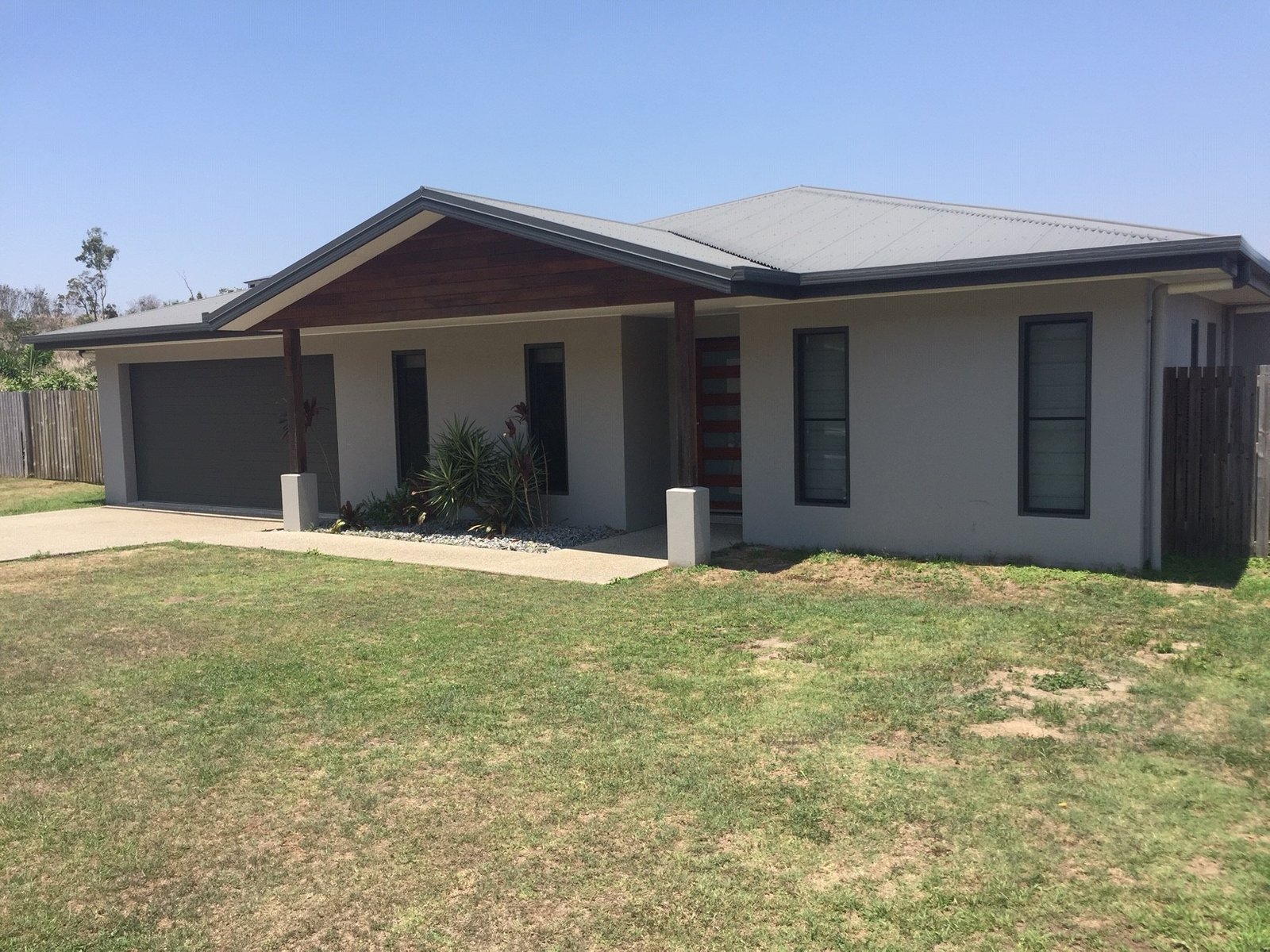 9 Companion Way CANNONVALE 1
