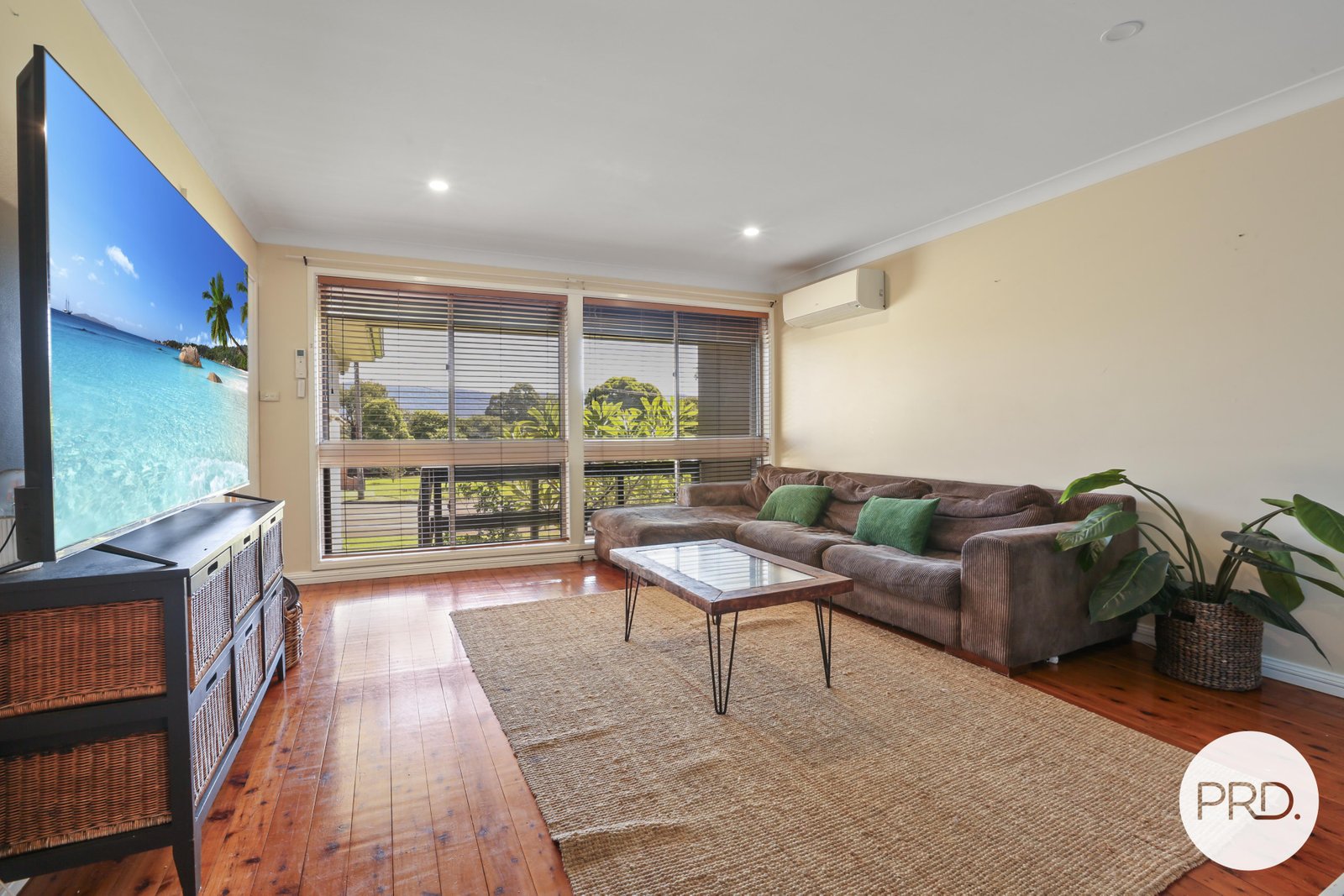 9 Compton Street DAPTO 4